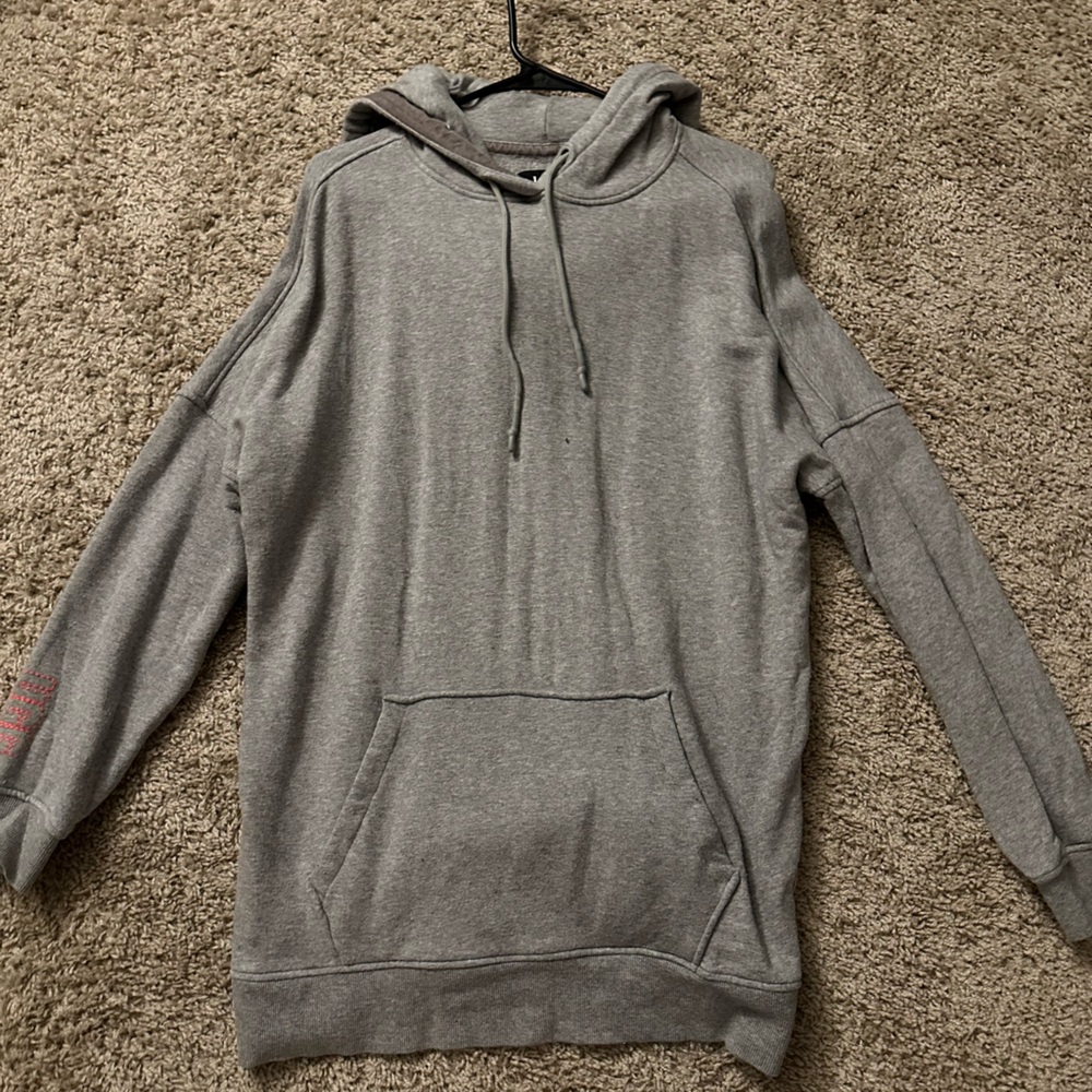 UGG EXTREMELY OVERSIZED HOODIE